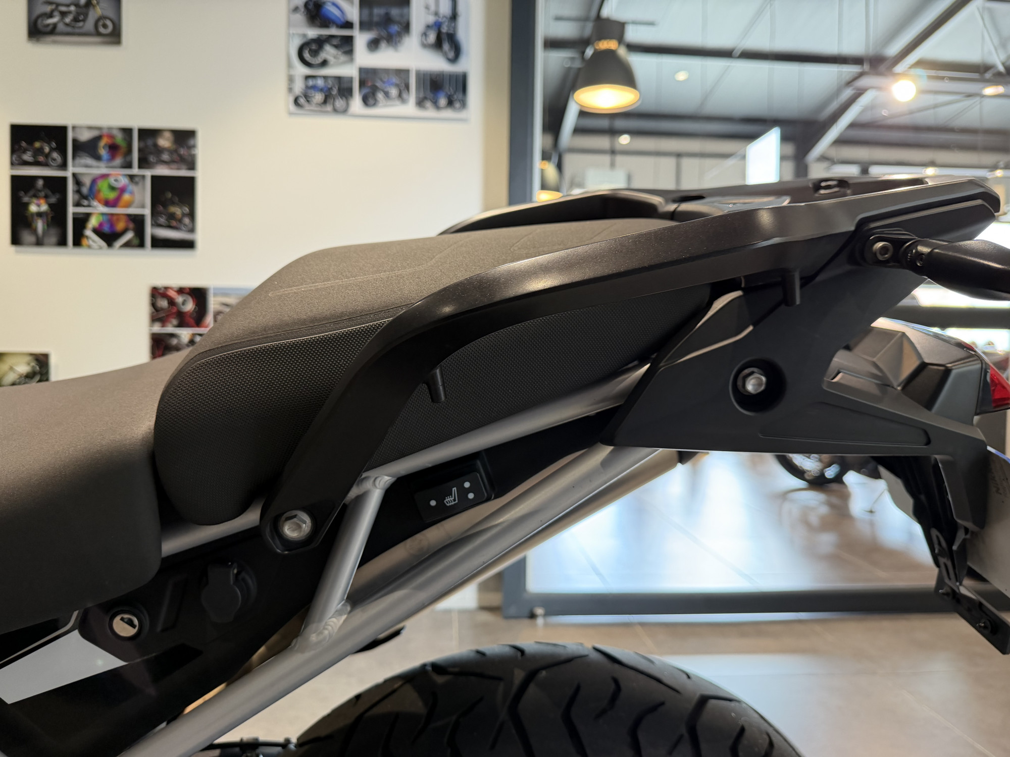 TRIUMPH Tiger 900 GT PRO – Image 7