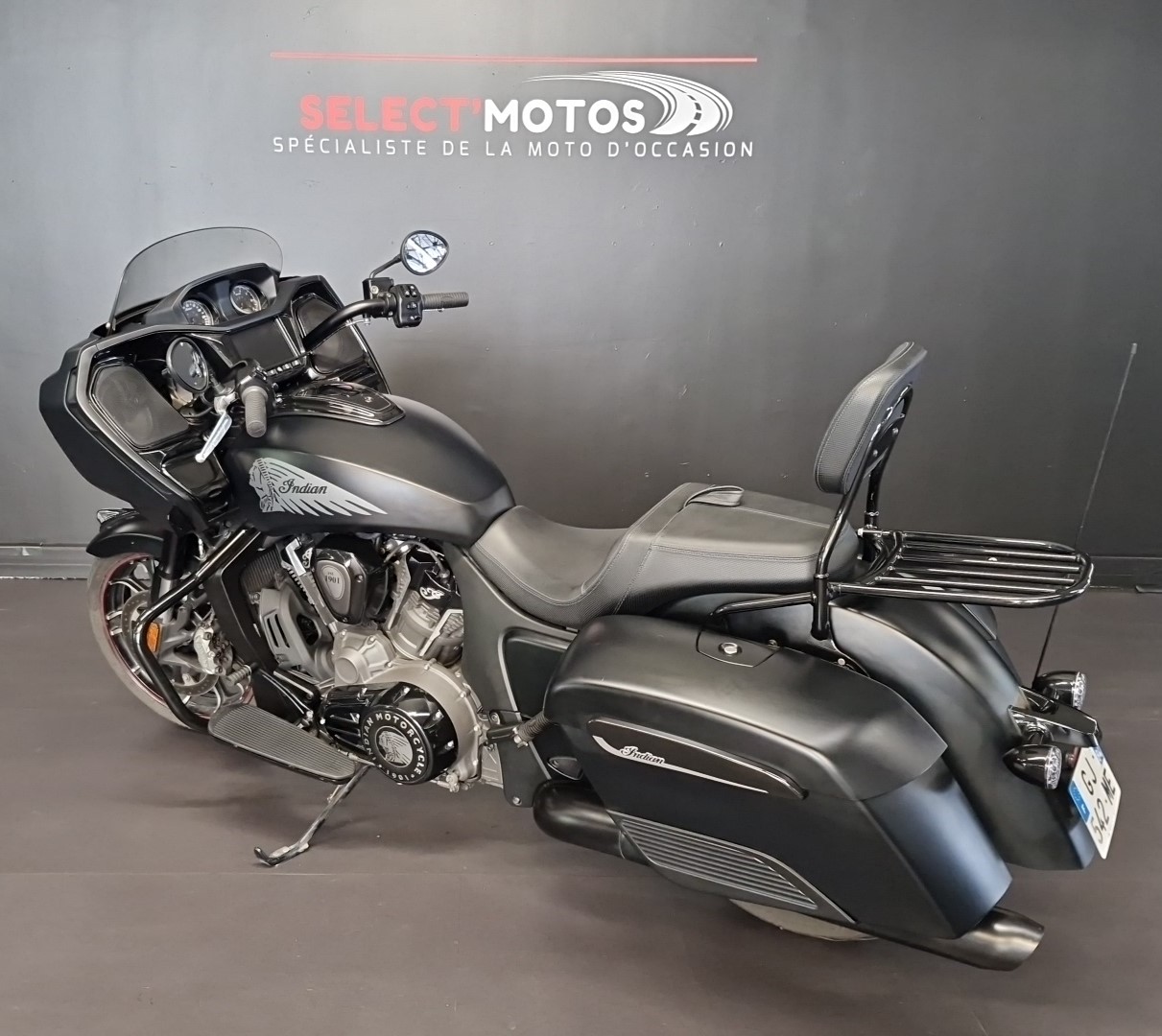 INDIAN CHALLENGER DARK HORSE – Image 4