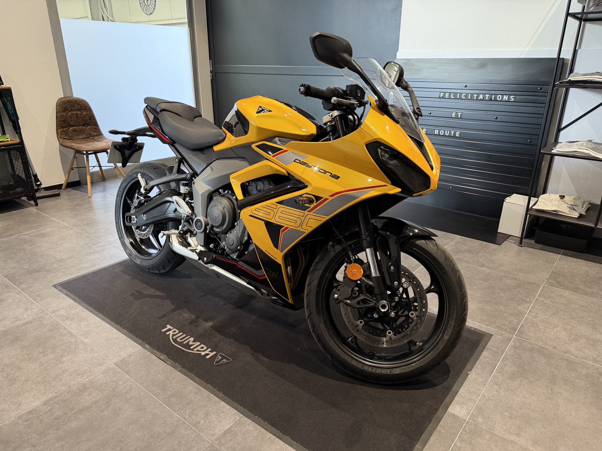 TRIUMPH DAYTONA 660 - BRIDABLE A2 – Image 2