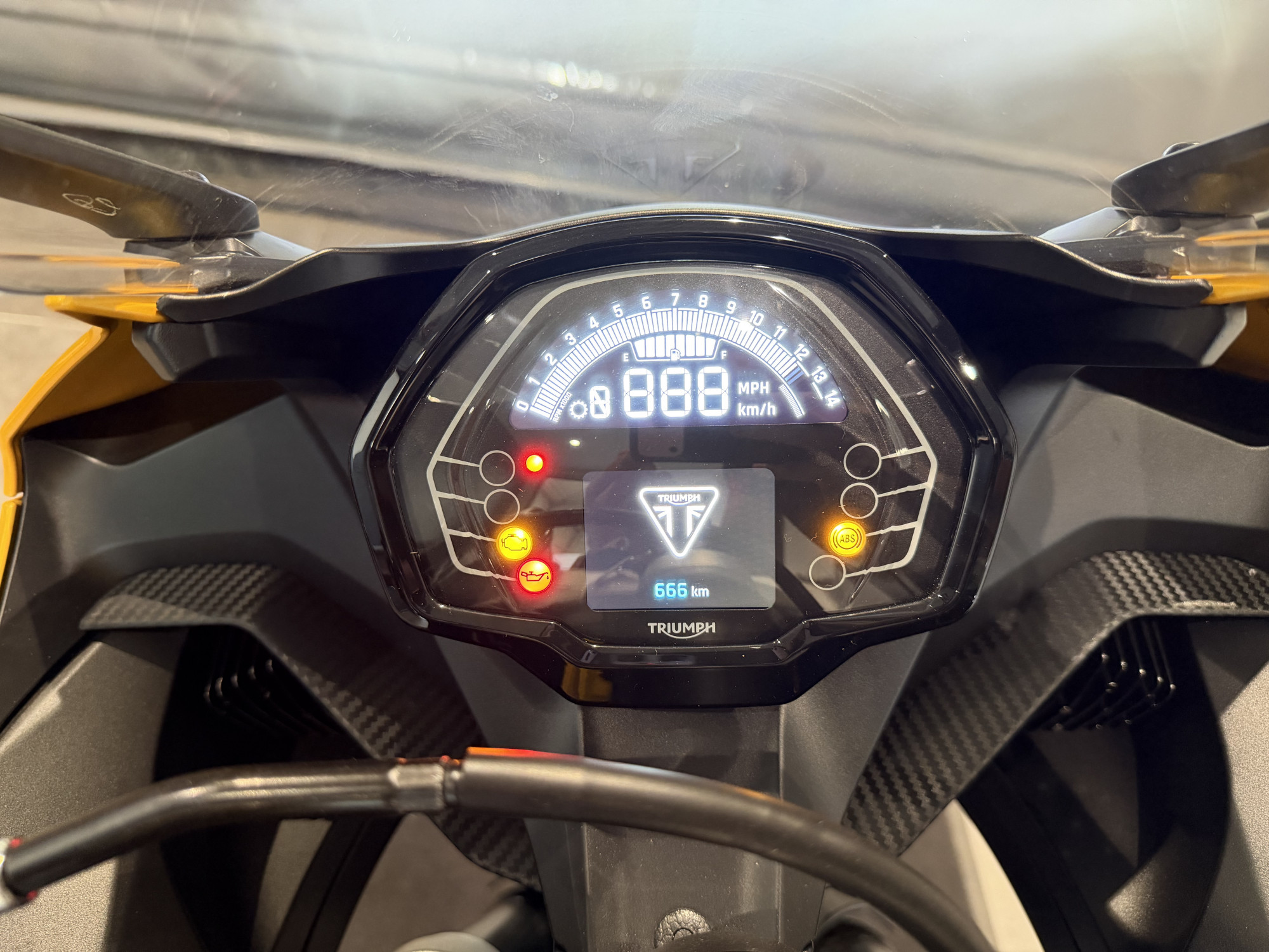TRIUMPH DAYTONA 660 - BRIDABLE A2 – Image 7
