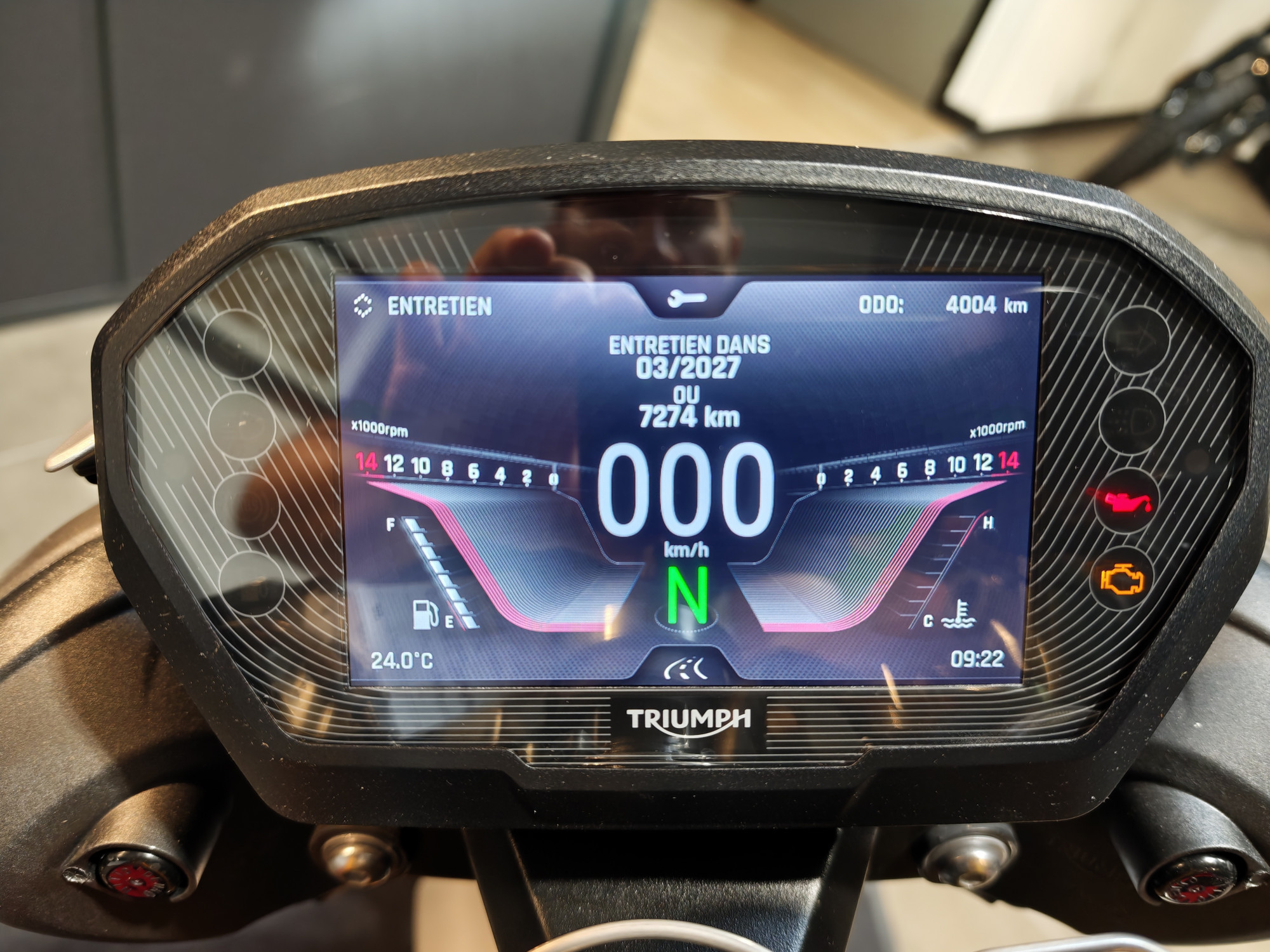 TRIUMPH STREET TRIPLE 765 RX – Image 5