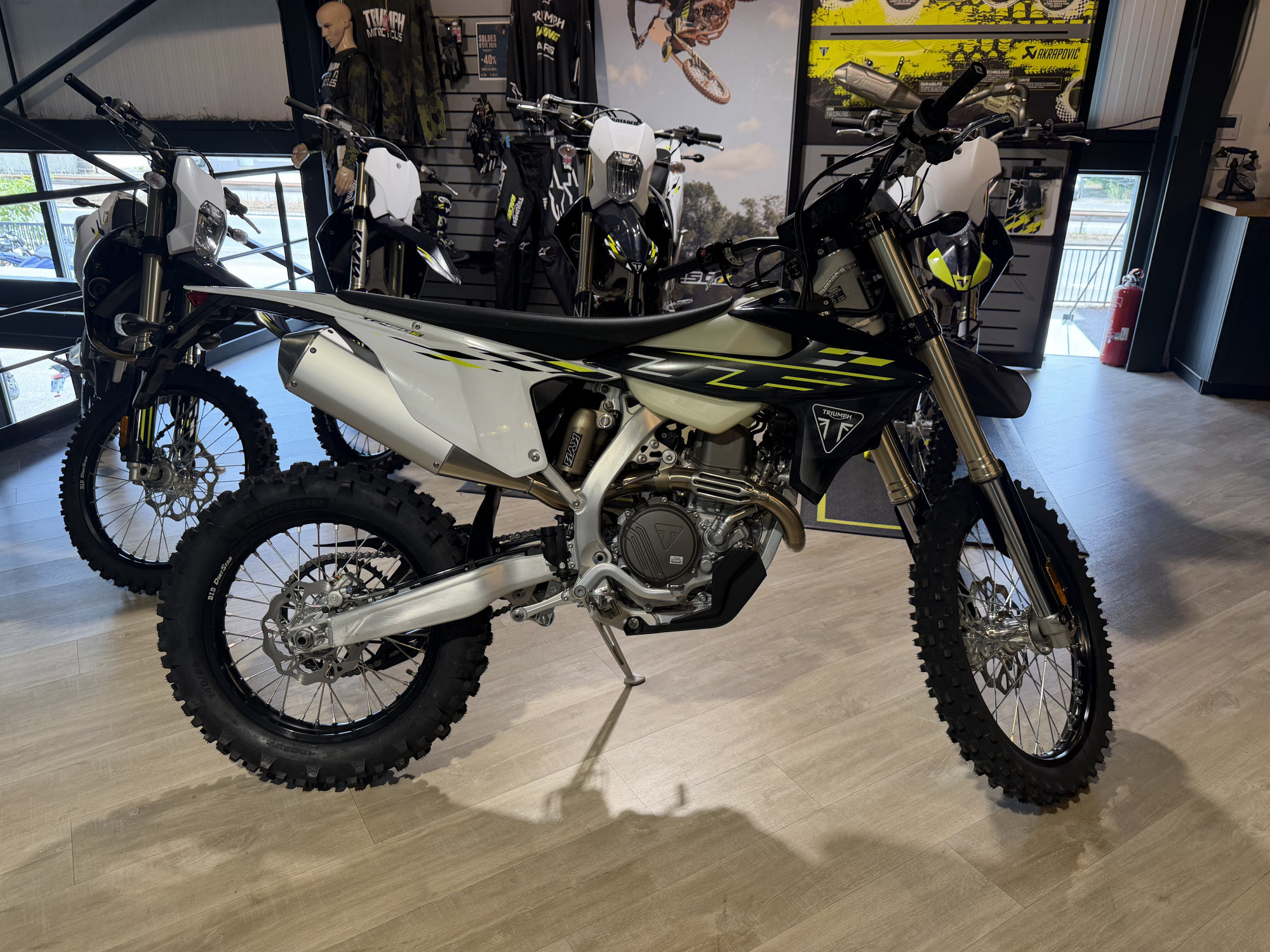 TRIUMPH TF 450-E