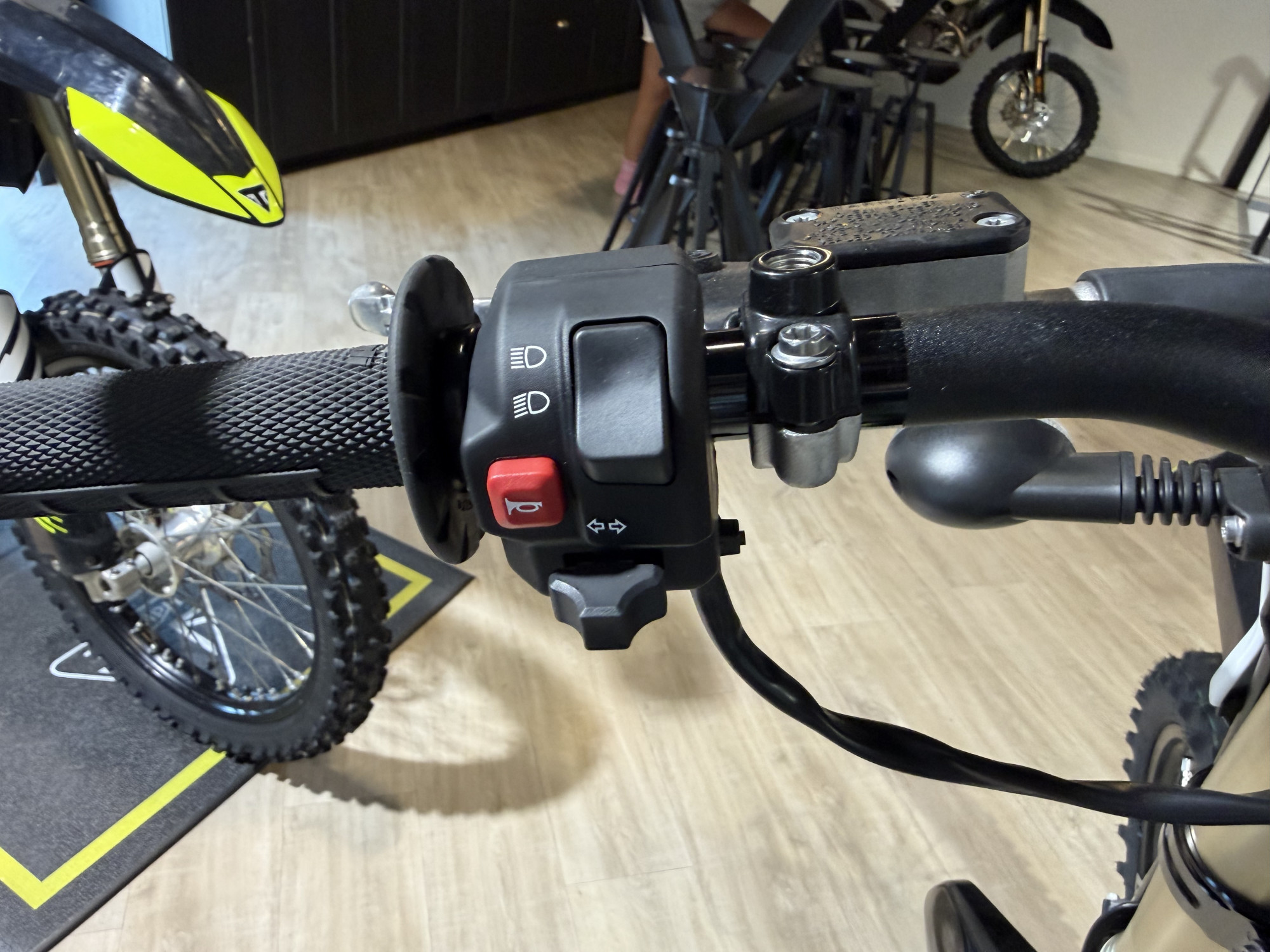 TRIUMPH TF 450-E – Image 6