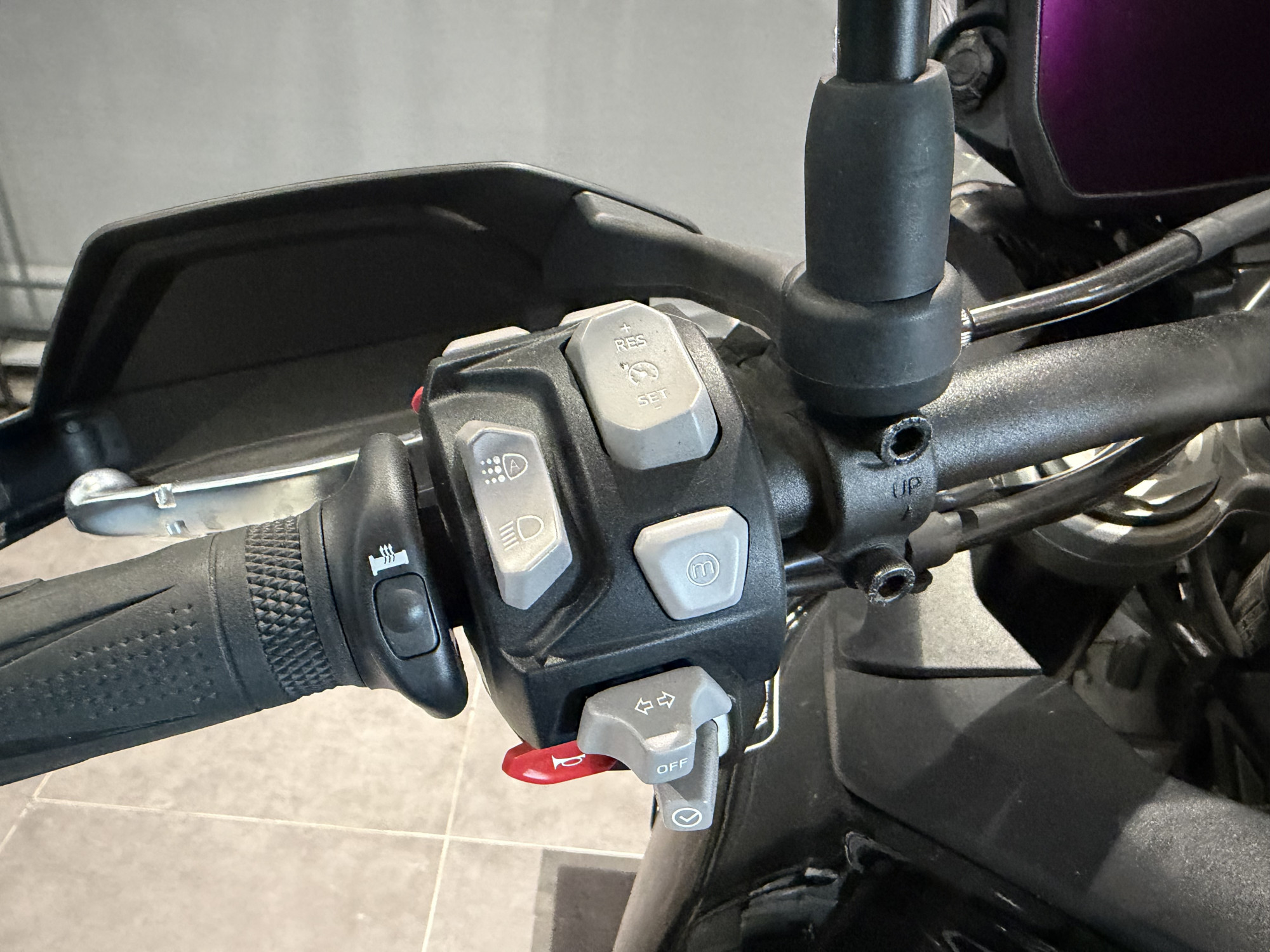 TRIUMPH Tiger 900 GT PRO – Image 10