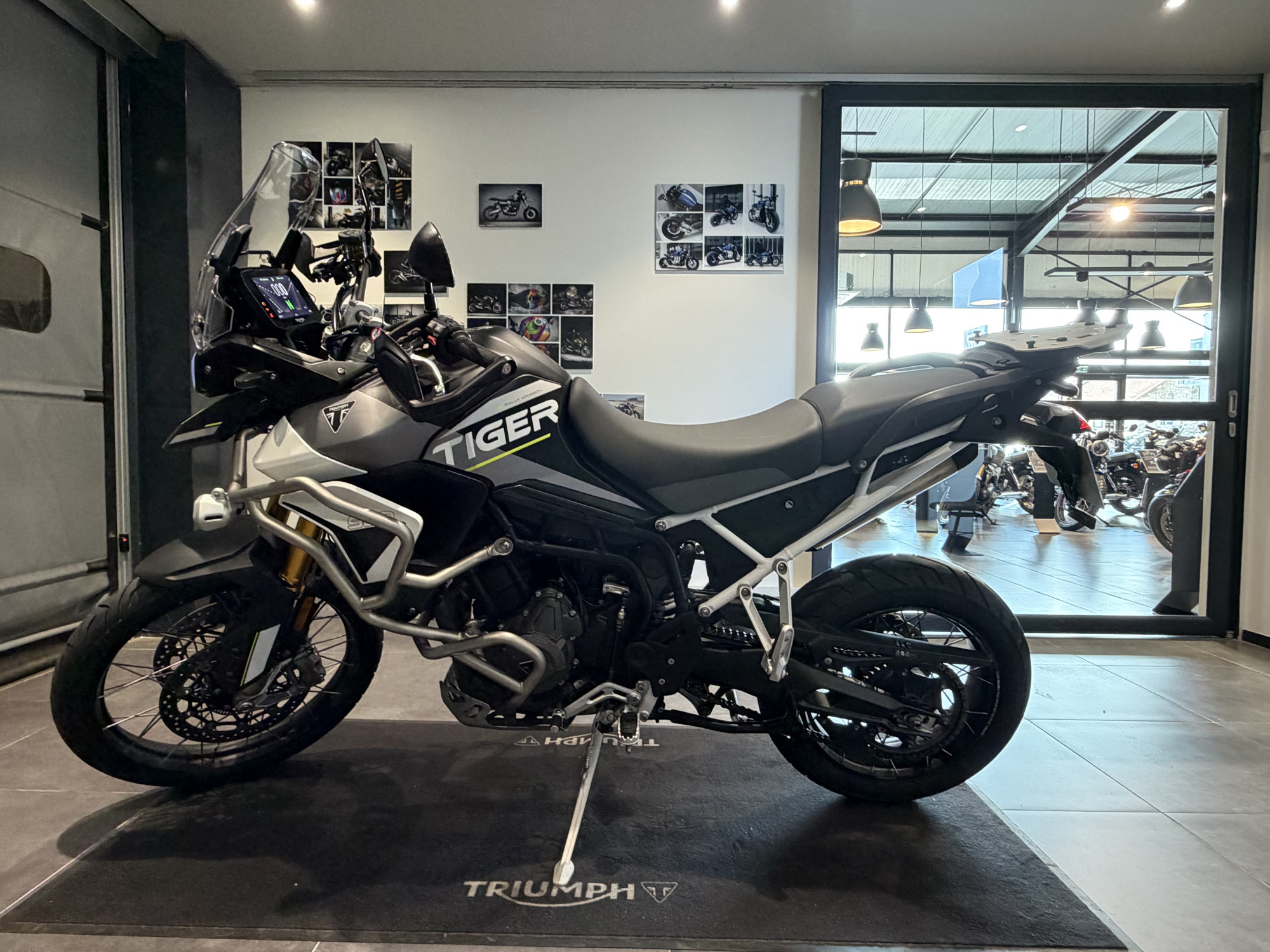 TRIUMPH Tiger 900 Rally Aragon Edition - AVEC TOP CASE – Image 3