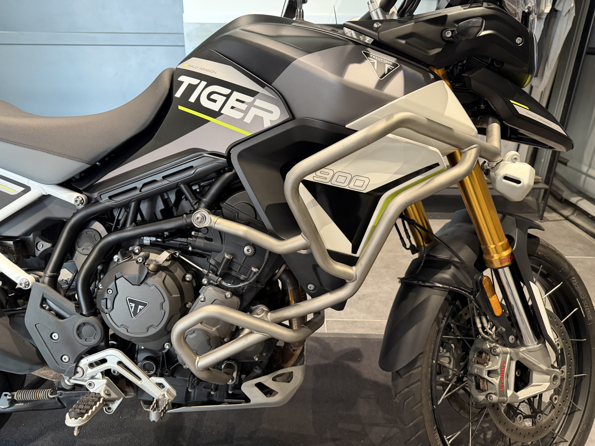 TRIUMPH Tiger 900 Rally Aragon Edition - AVEC TOP CASE – Image 14