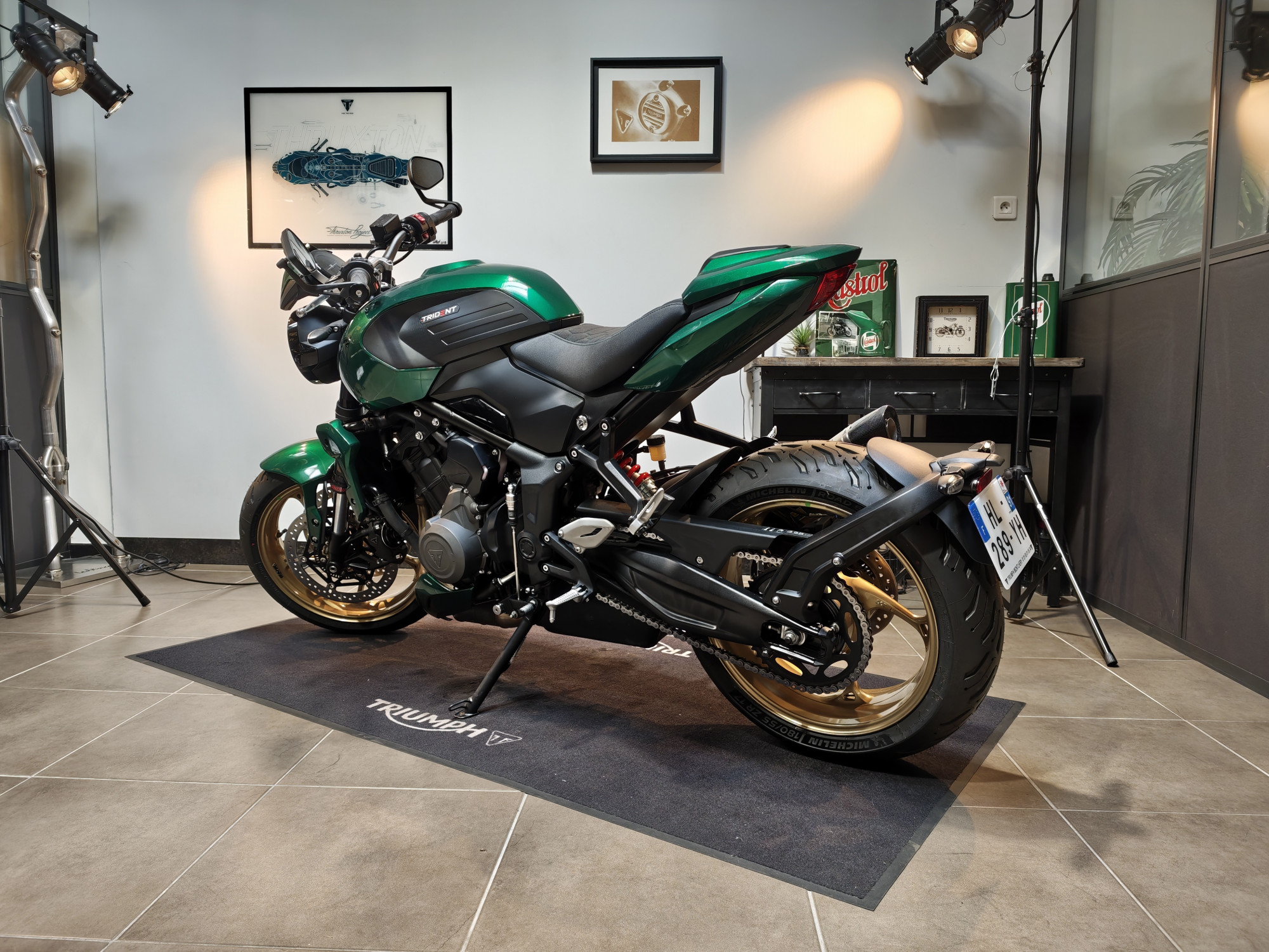 TRIUMPH TRIDENT 800 – Image 3