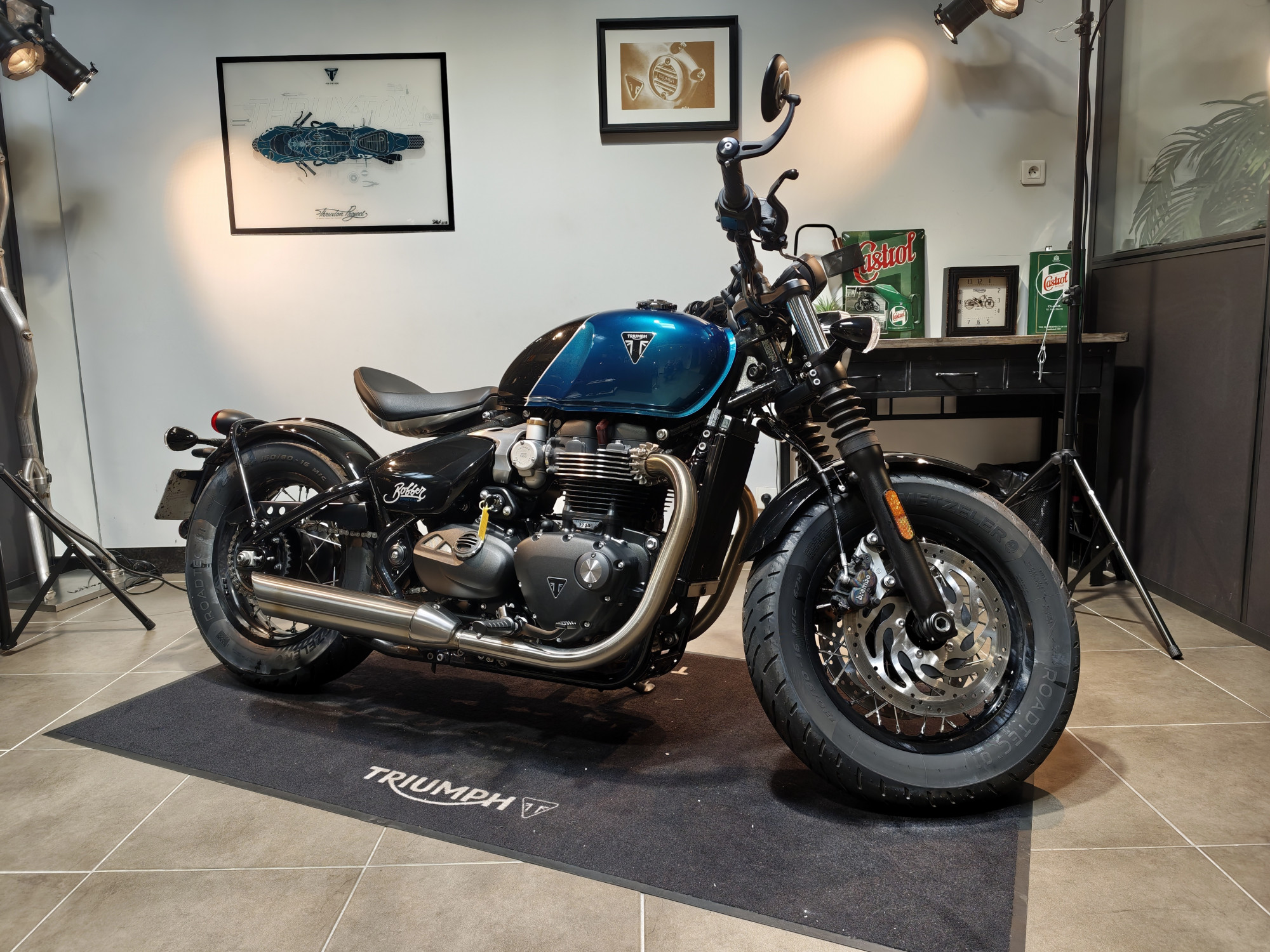 TRIUMPH BONNEVILLE BOBBER A2 (DEBRIDAGE POSSIBLE)