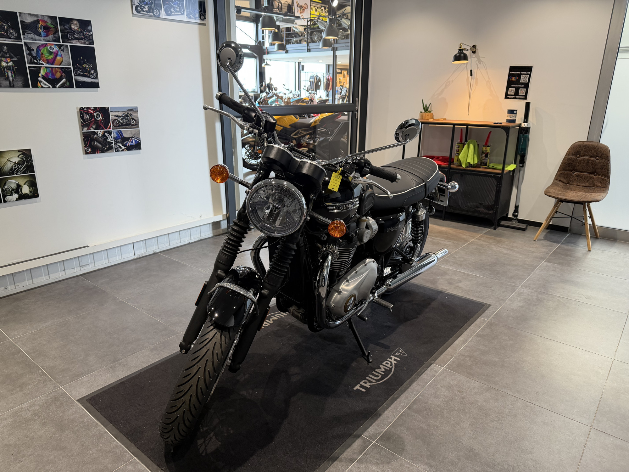 TRIUMPH BONNEVILLE T120 – Image 3