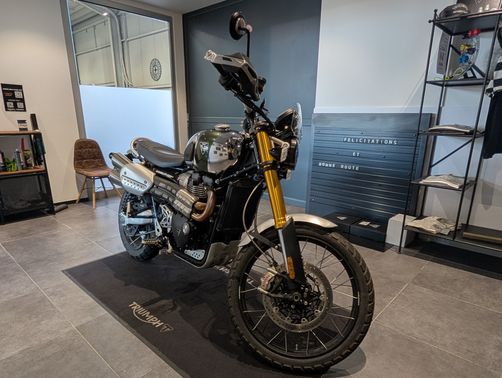 TRIUMPH SCRAMBLER 1200 XE CHROME EDITION – Image 2