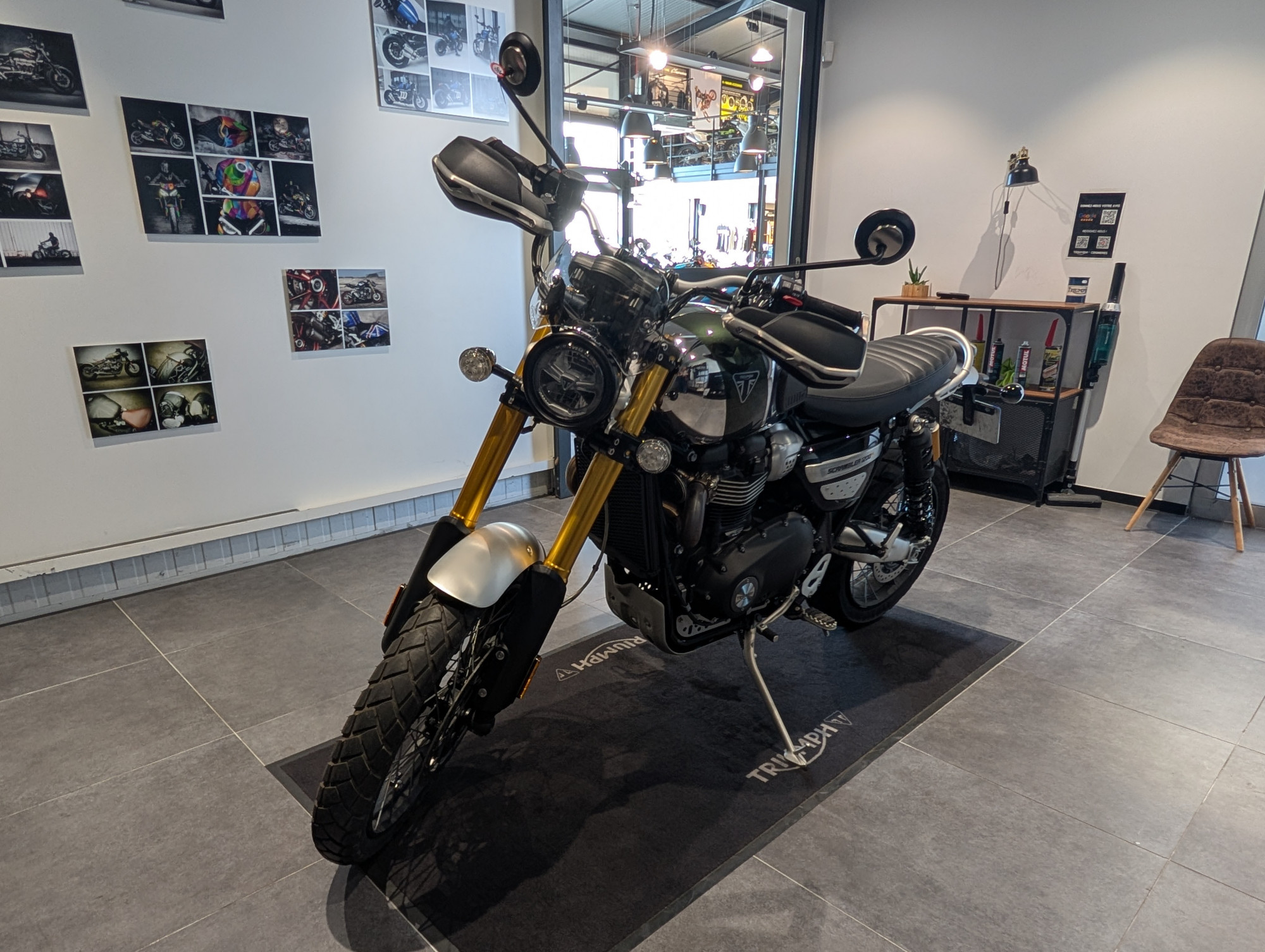 TRIUMPH SCRAMBLER 1200 XE CHROME EDITION – Image 3