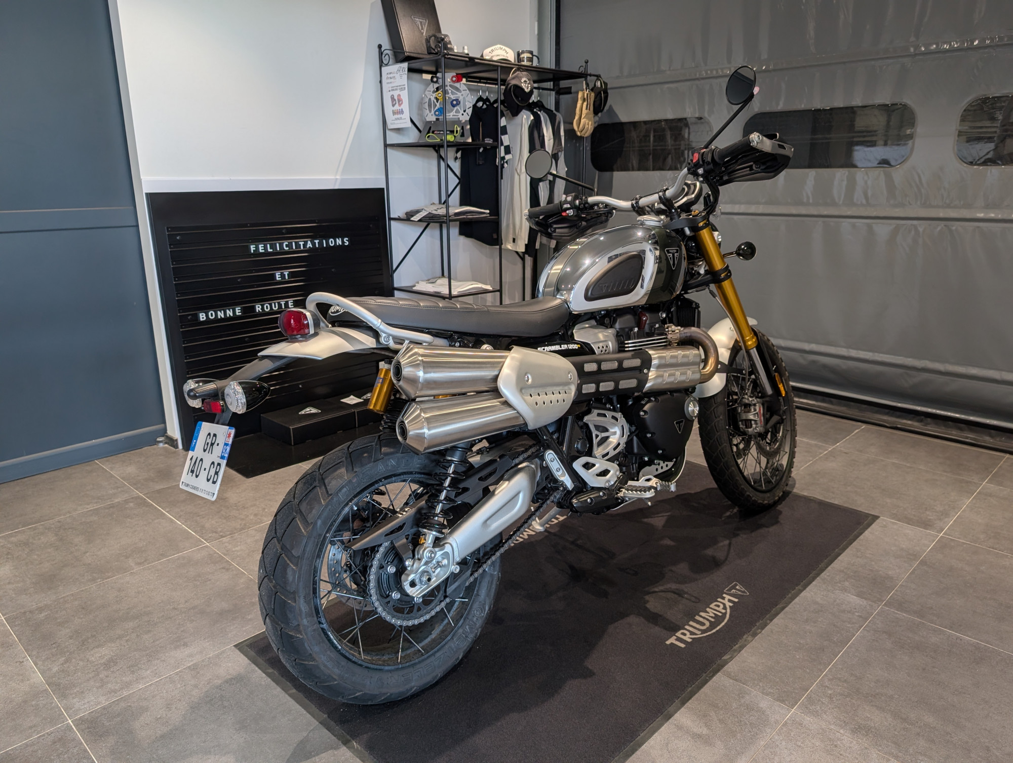 TRIUMPH SCRAMBLER 1200 XE CHROME EDITION – Image 6
