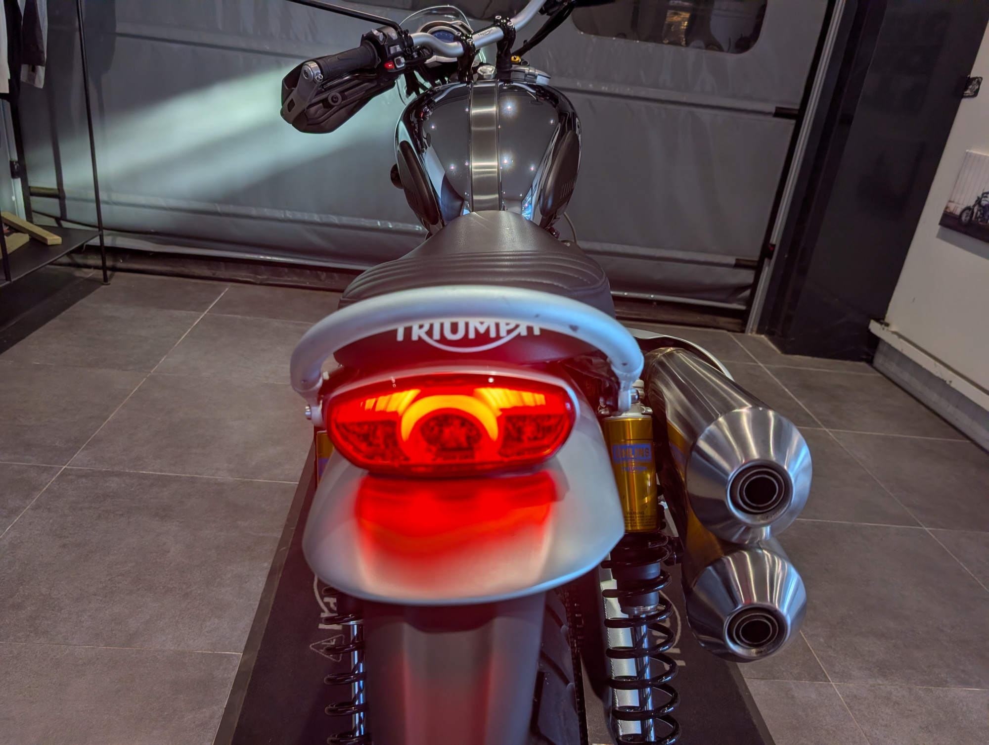 TRIUMPH SCRAMBLER 1200 XE CHROME EDITION – Image 15