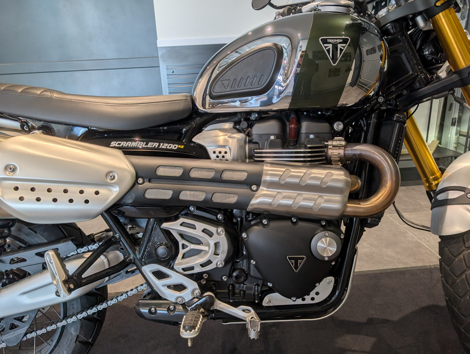 TRIUMPH SCRAMBLER 1200 XE CHROME EDITION – Image 17