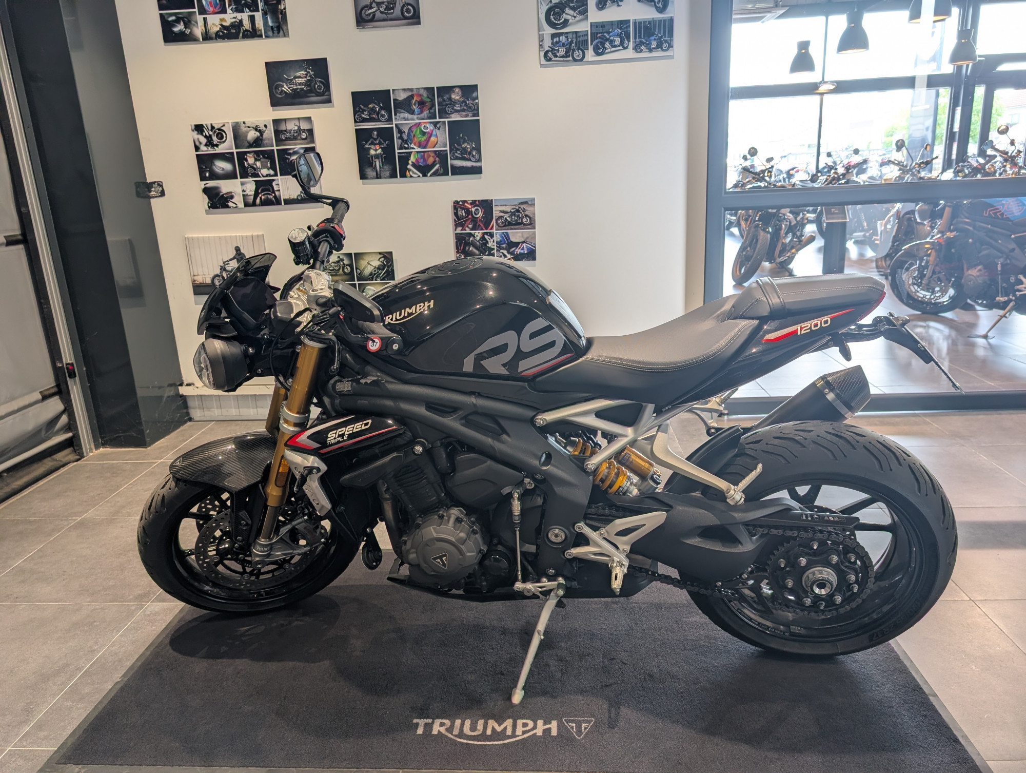 TRIUMPH SPEED TRIPLE 1200 RS – Image 4