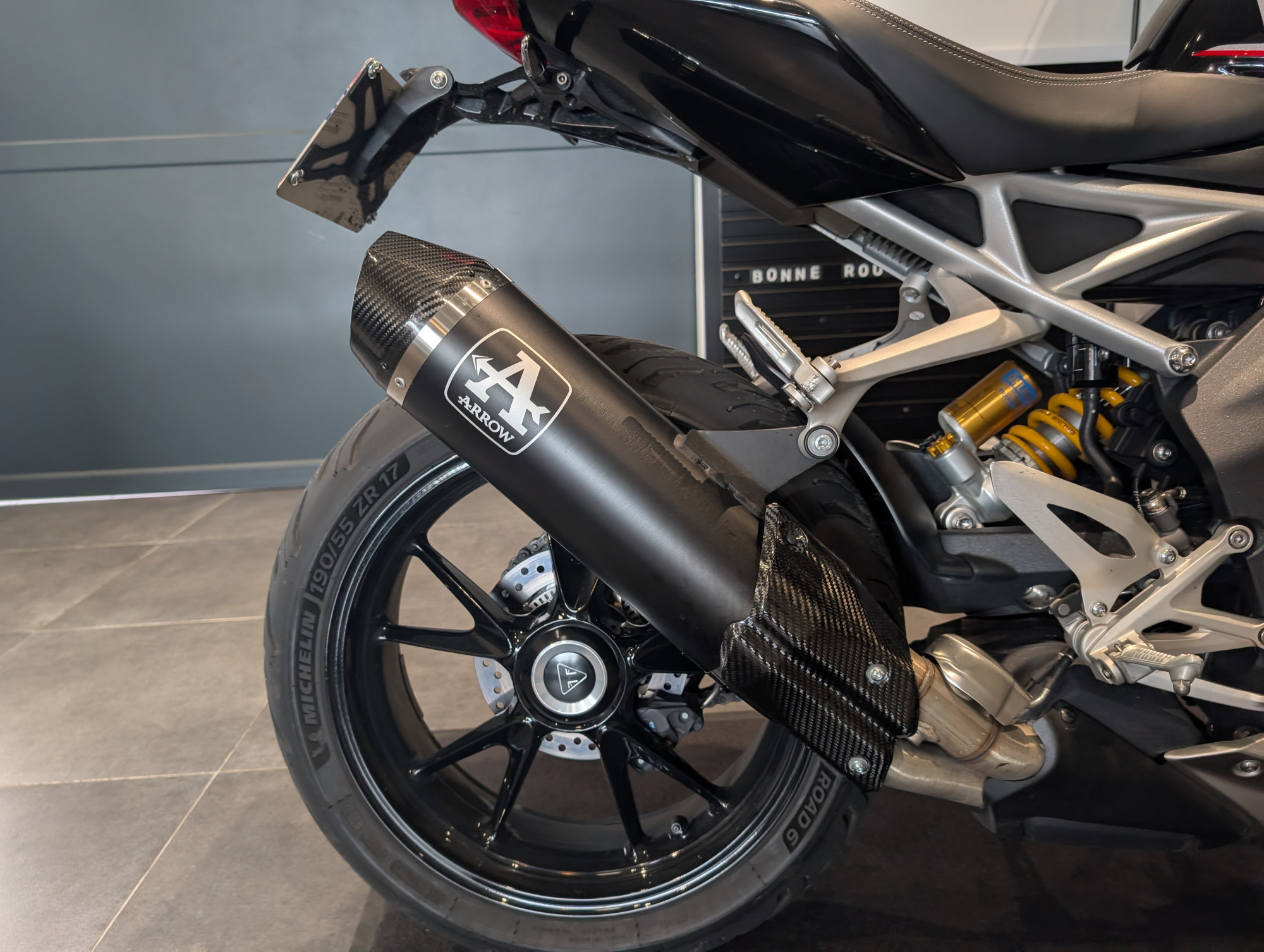 TRIUMPH SPEED TRIPLE 1200 RS – Image 7