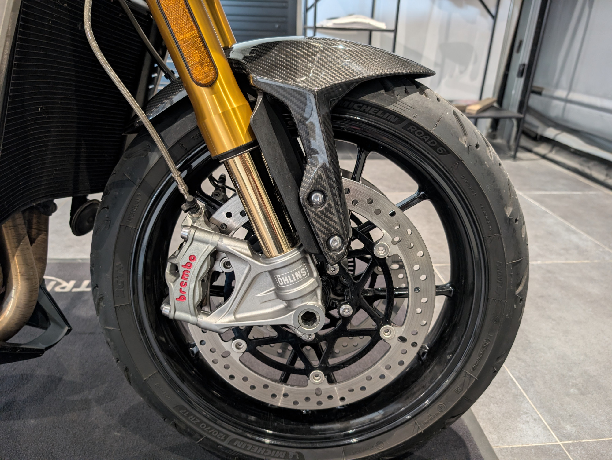 TRIUMPH SPEED TRIPLE 1200 RS – Image 15