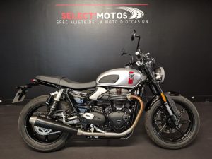 TRIUMPH SPEED TWIN 900
