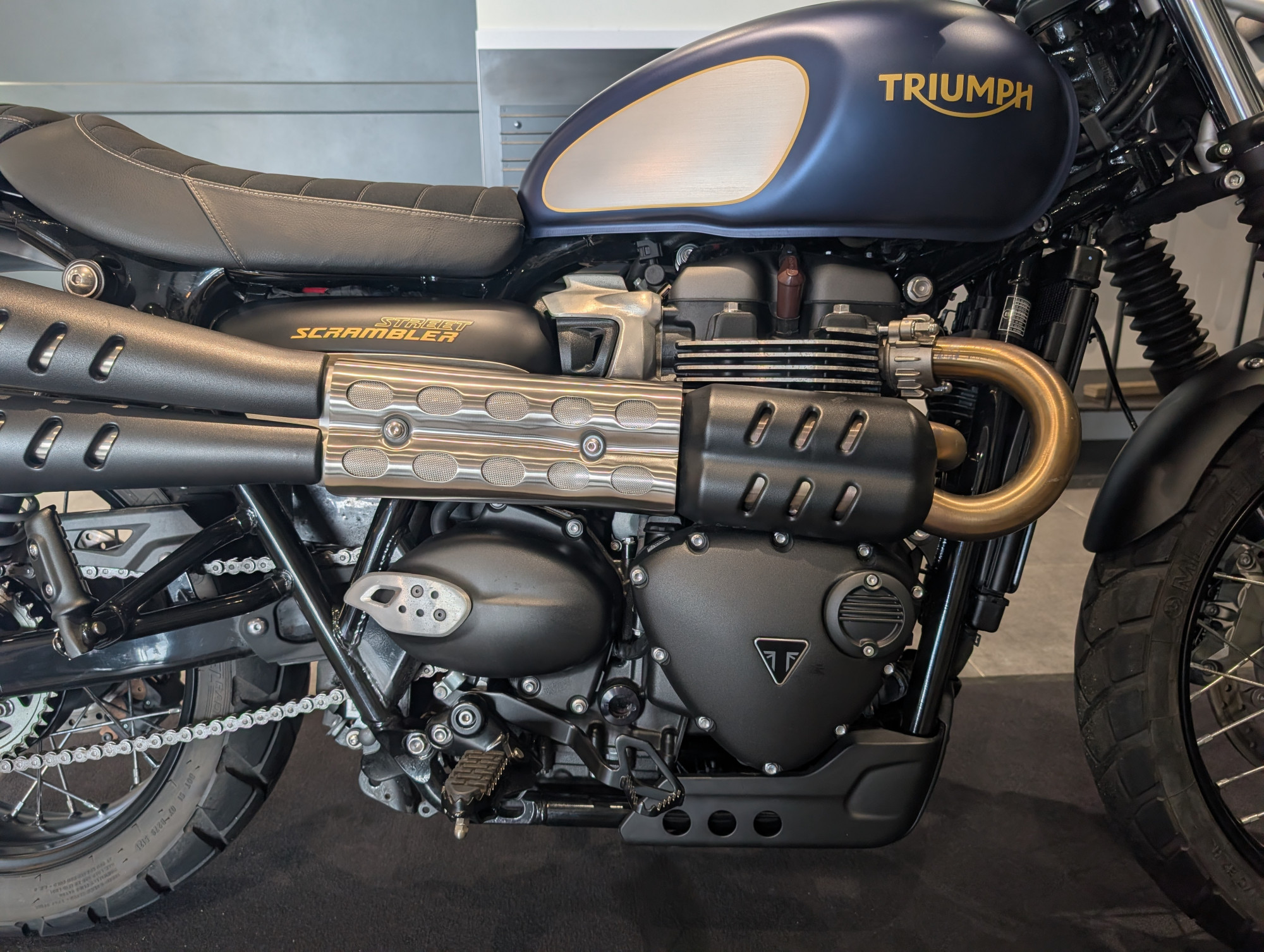 TRIUMPH STREET SCRAMBLER 900 – Image 4
