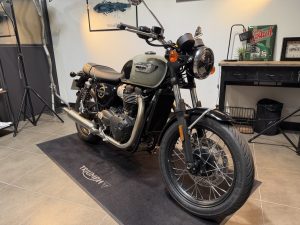 TRIUMPH Bonneville T100 A2