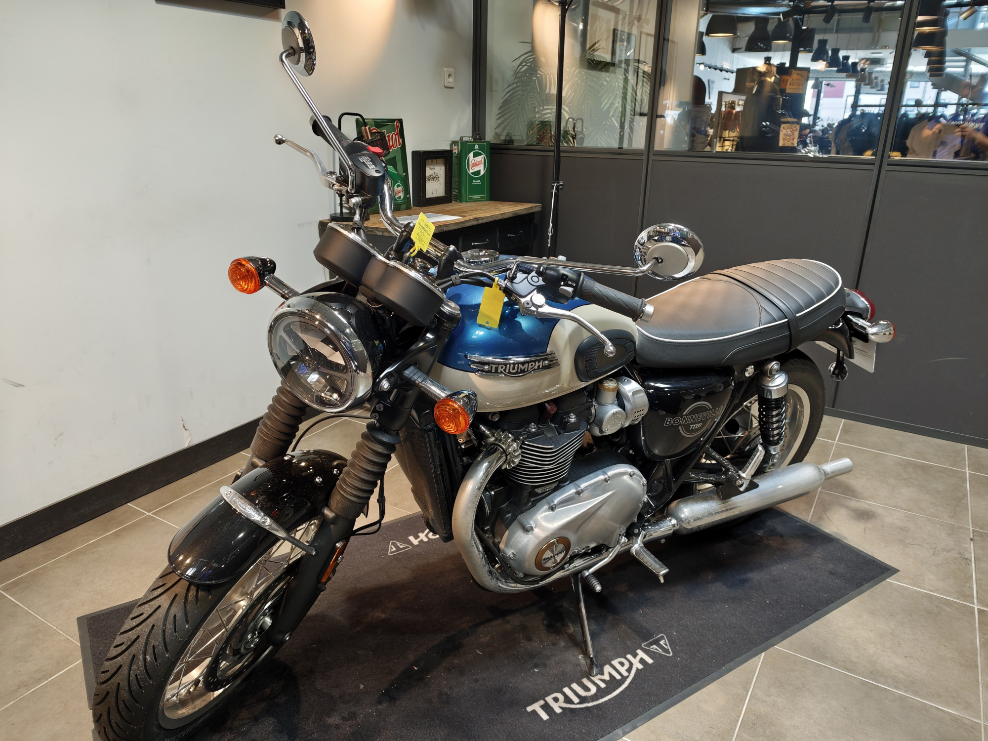 TRIUMPH BONNEVILLE T120 (COMPATIBLE A2) – Image 4