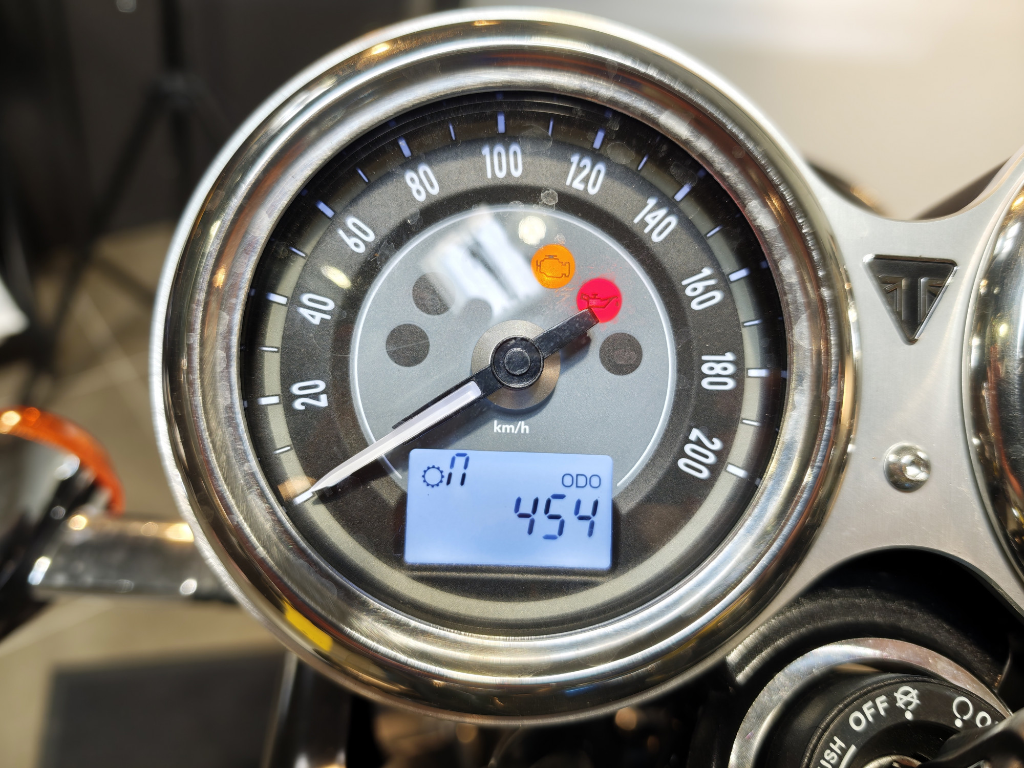 TRIUMPH BONNEVILLE T120 (COMPATIBLE A2) – Image 5