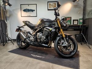 TRIUMPH SPEED TRIPLE 1200 RS