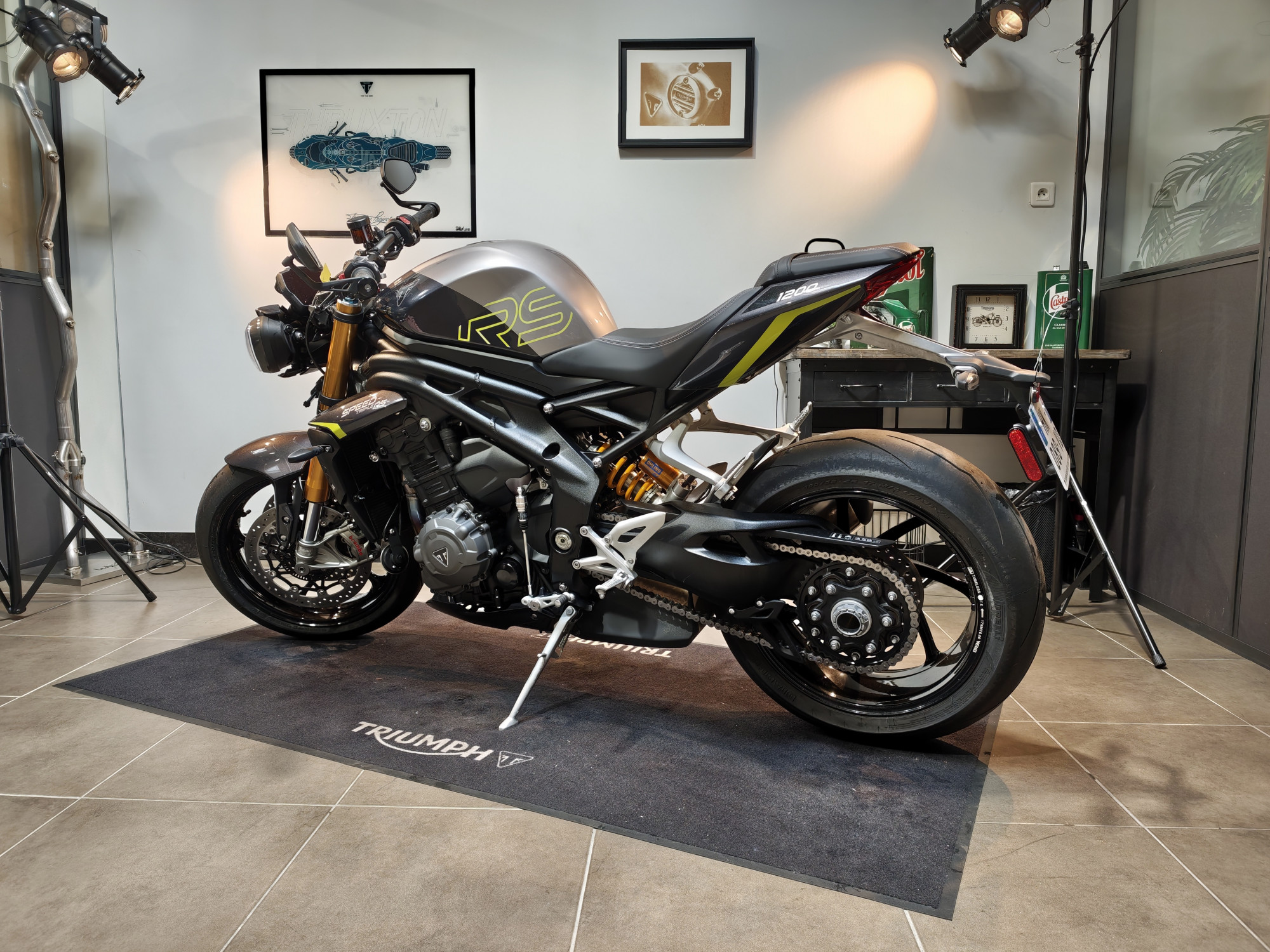 TRIUMPH SPEED TRIPLE 1200 RS – Image 3