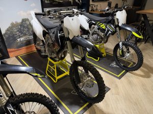 TRIUMPH TF 250-X