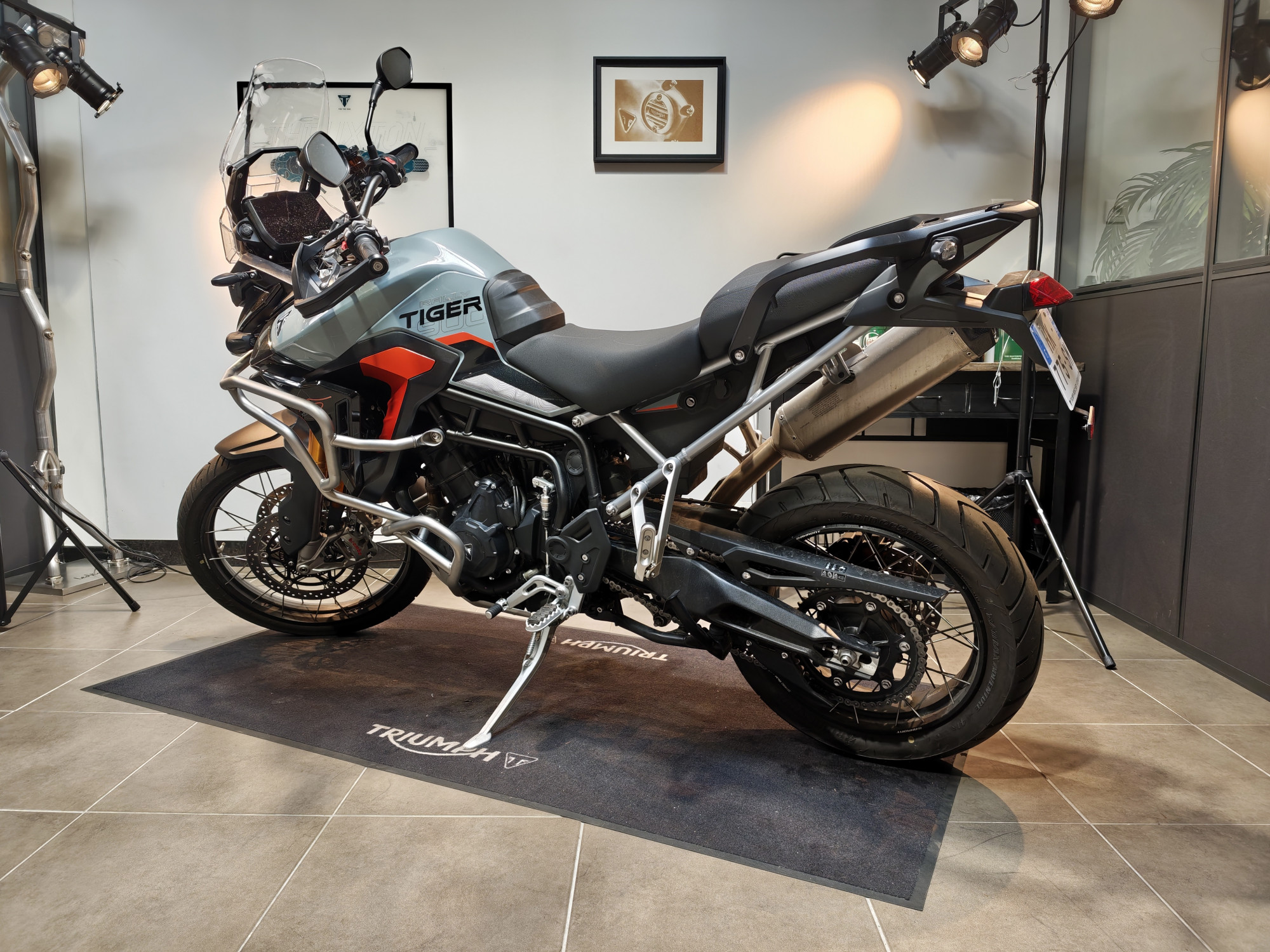 TRIUMPH TIGER 900 Desert Edition – Image 3