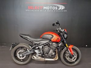 TRIUMPH TRIDENT 660