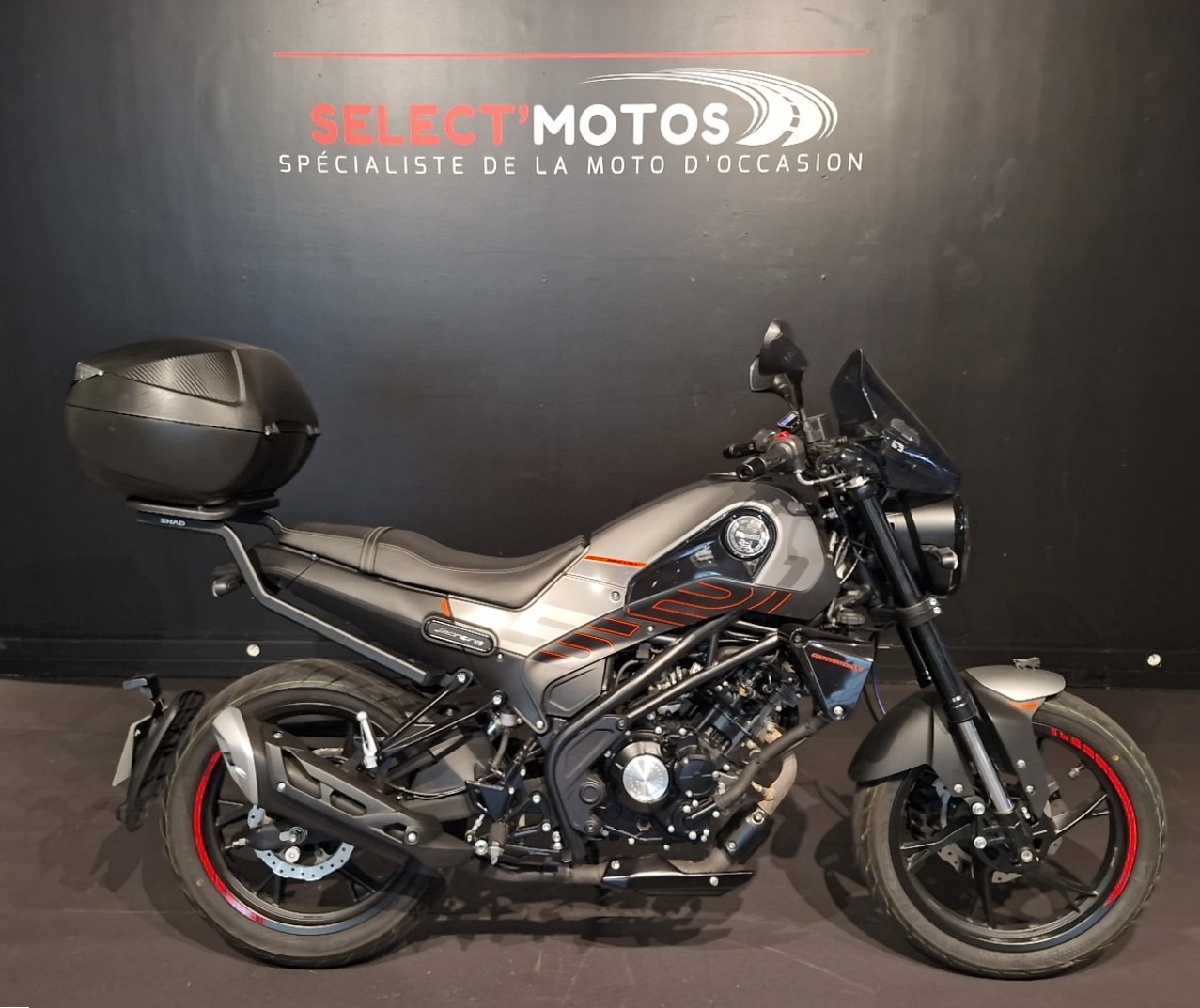 BENELLI LEONCINO 125