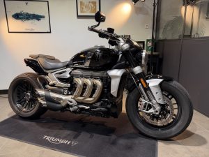 TRIUMPH ROCKET 3 R CHROME EDITION