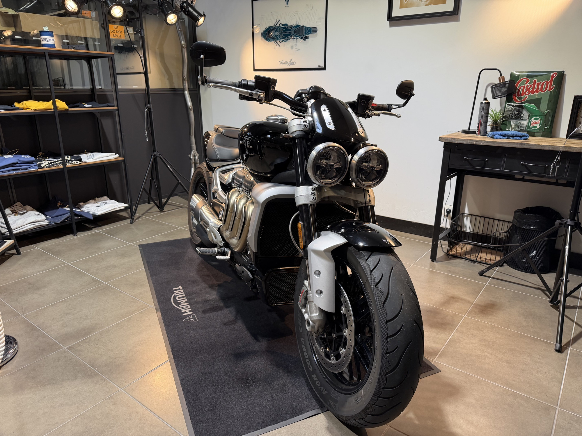 TRIUMPH ROCKET 3 R CHROME EDITION – Image 2