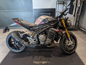 TRIUMPH SPEED TRIPLE 1200 RS