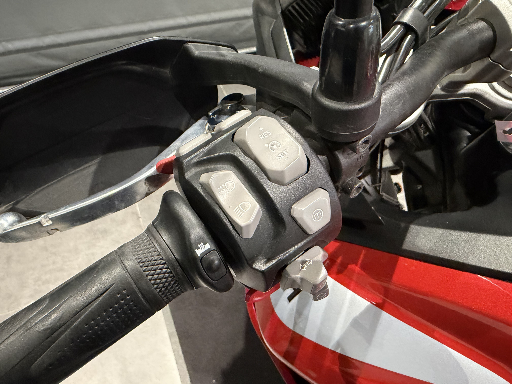 TRIUMPH Tiger 900 GT PRO - NON BRIDABLE – Image 14
