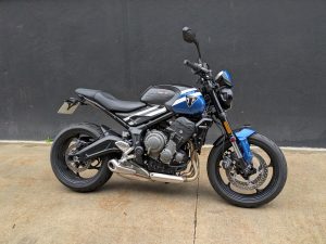 TRIUMPH TRIDENT 660