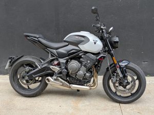 TRIUMPH TRIDENT 660 A2